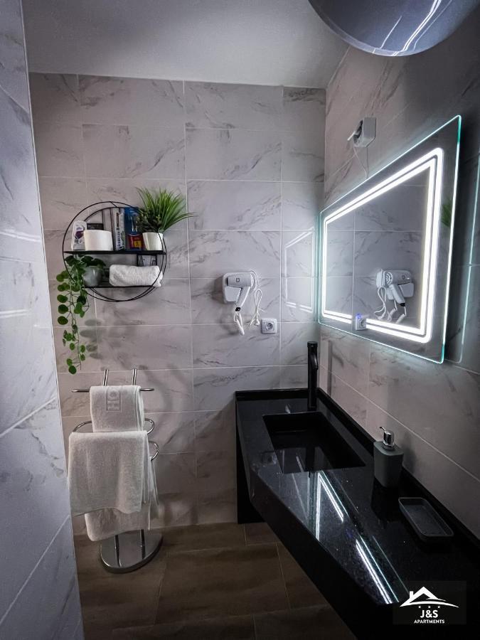 J&S Apartments Ниш Экстерьер фото