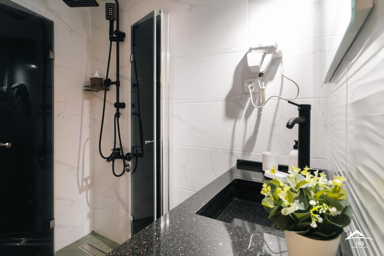 J&S Apartments Ниш Экстерьер фото